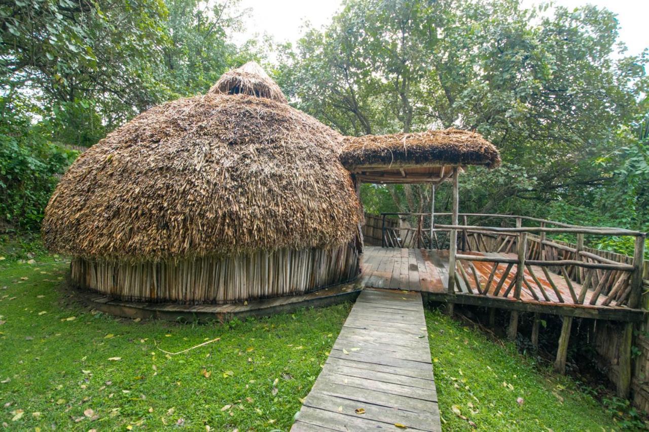 Byoona Amagara At Lake Bunyonyi Kabale Exteriör bild